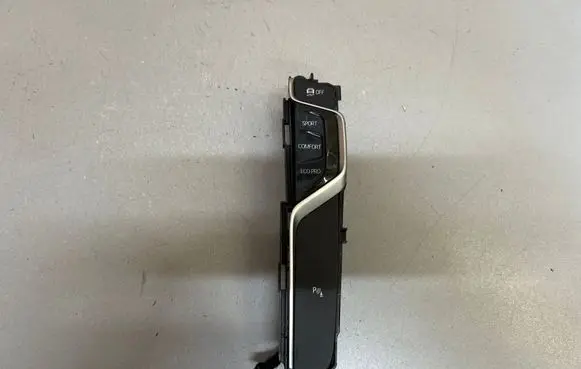 BMW 5 G30 G31 G38 Parking (PDC) sensor switch 6993924