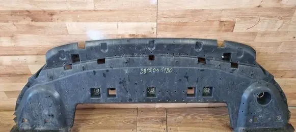 Citroen C5 X Engine splash shield/under tray 121212