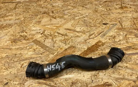 BMW 5 G30 G31 G38 Engine coolant pipe/hose 8572906