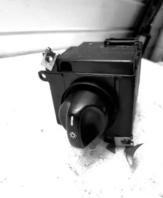 Mercedes-Benz Vaneo W414 Light switch 1685450604