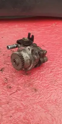 Nissan Terrano Power steering pump 21091055 2X800