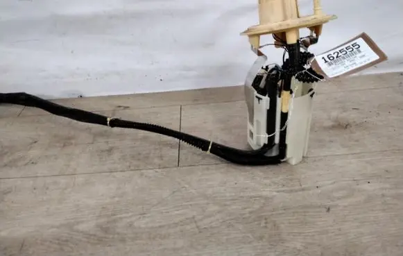 Volvo S80 In-tank fuel pump 30761742