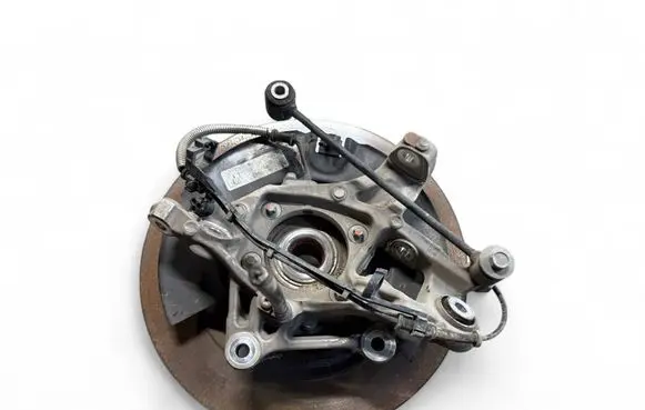 Dodge Challenger Rear wheel hub