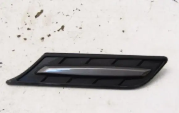 Suzuki Vitara (LY) Fender trim (molding) 7262154P0