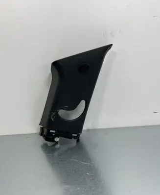Hyundai Santa Fe (C) pillar trim 858512W000
