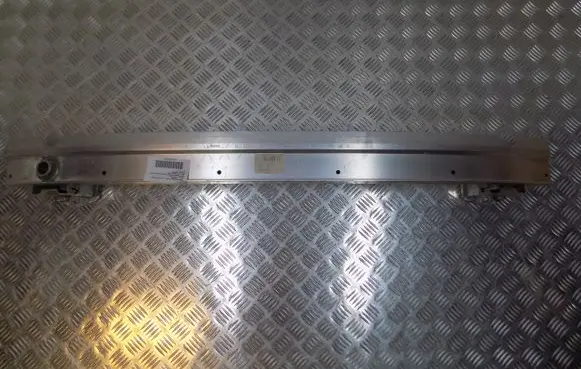 BMW 8 G14 Rear bumper cross member 7373849 7472181