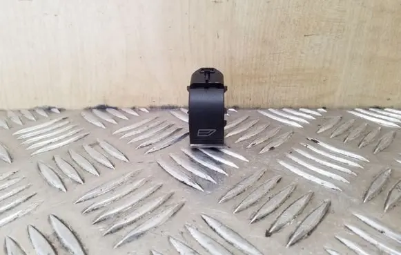 Ford Focus Electric window control switch BM5T14529AA 10071629