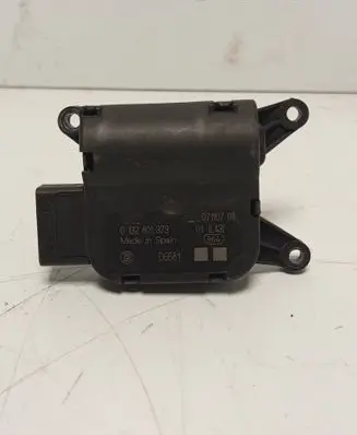 Volkswagen Crafter Air flap motor/actuator 0132801373