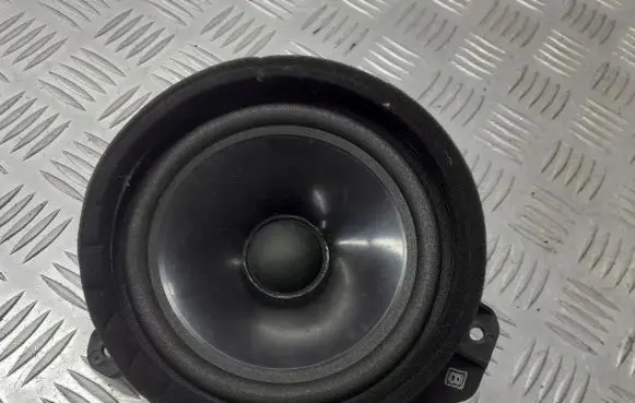 Subaru Forester SH Front door speaker