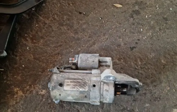 Ford Focus C-MAX Starter motor