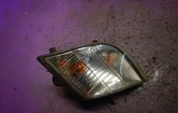 Front indicator light