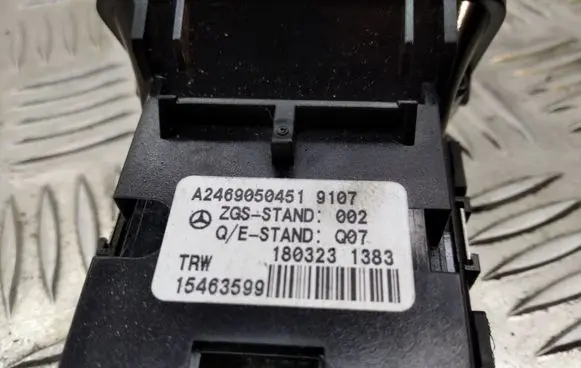 Mercedes-Benz GLE (W166 - C292) Hand parking brake switch A2469050451