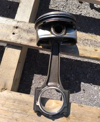 Dodge RAM Piston with connecting rod 248ACA 99L22 S891