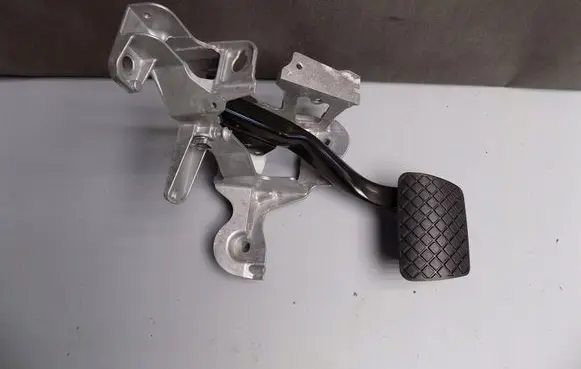 Audi Q7 4M Brake pedal 4M1723117B