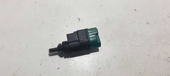 Renault Clio V Brake pedal sensor switch 253203383R