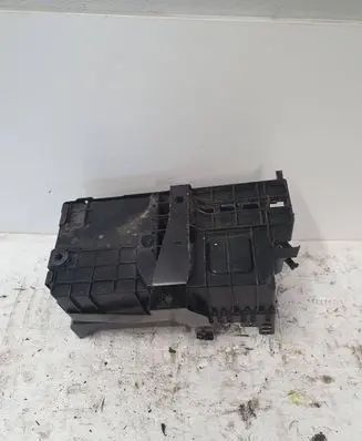 Opel Zafira C Battery box tray 13354420