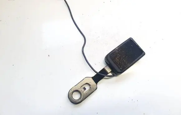 Peugeot 207 Front seatbelt buckle b3401