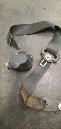 Iveco Daily 3rd gen Front seatbelt 33004343