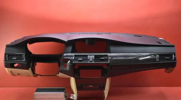 BMW 5 E60 E61 Dashboard