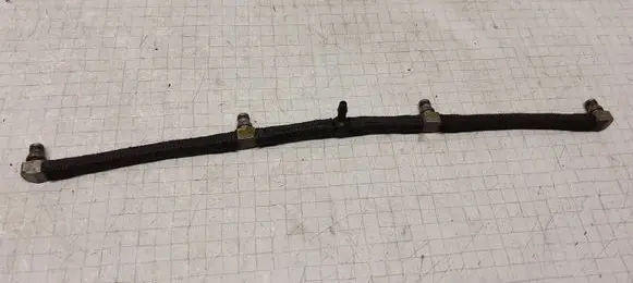 Fiat Bravo Fuel injector supply line/pipe 