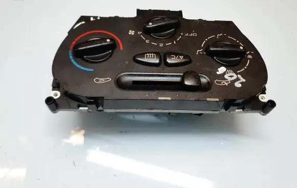 Peugeot 206 Climate control unit 64138