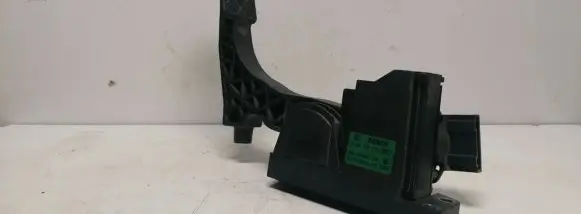Volkswagen Touran I Accelerator throttle pedal 0280752215