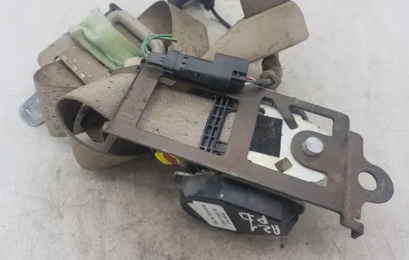 Chrysler Pacifica Front seatbelt 1CF64 P1CF641L2AA