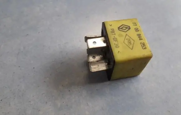 Renault Kangoo I Other relay 7700844253