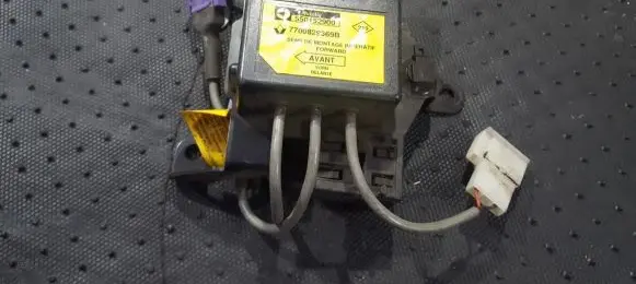 Renault 19 Airbag control unit/module 550152900 7700829369B