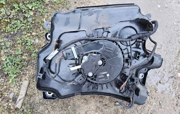 Skoda Octavia Mk4 AdBlue liquid reservoir 5WA131877AA 341547068