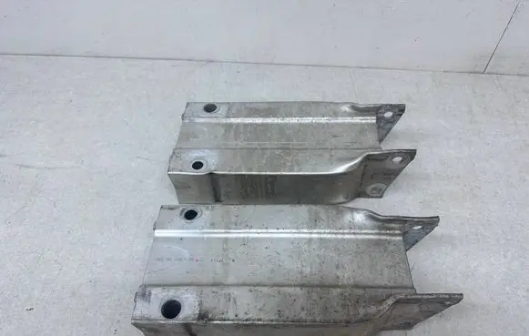 Mercedes-Benz C W204 Front bumper shock/impact absorber A2046201195 A2046200995