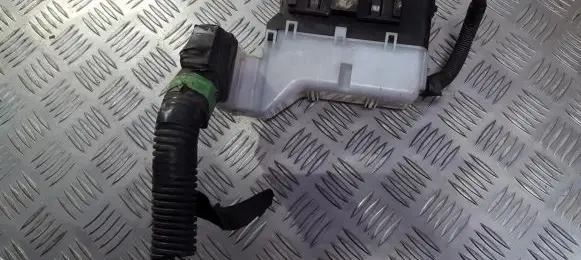 Nissan Almera N16 Fuse box set 4m401a