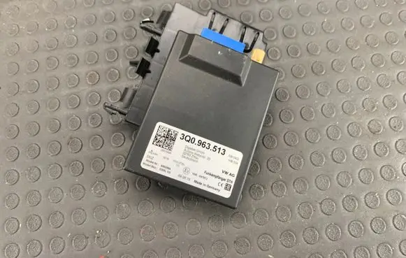 Volkswagen PASSAT B8 Auxiliary heating control unit/module 3Q0963513