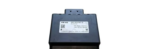 Audi A4 S4 B8 8K Voltage converter/converter module 8K0959663B 8K0959663