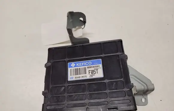Hyundai Santa Fe Gearbox control unit/module 954403A375 9090930350A2