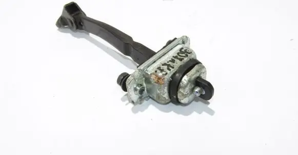 Chevrolet Rezzo Front door check strap stopper