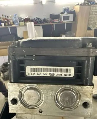 BMW 5 GT F07 ABS Pump 0265960368 98715Q0166
