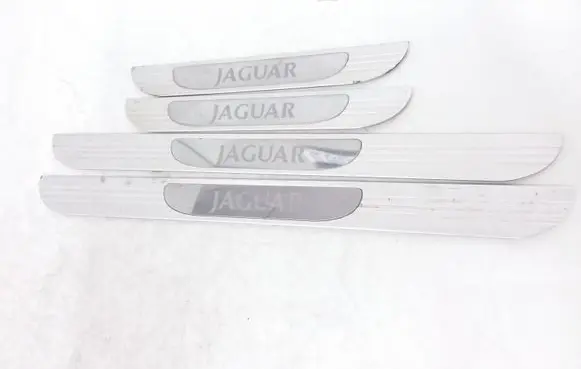 Jaguar S-Type Front sill trim cover XR835413208BD 1R8313244AD