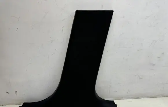 BMW 3 E90 E91 (B) pillar trim (bottom) 7058338