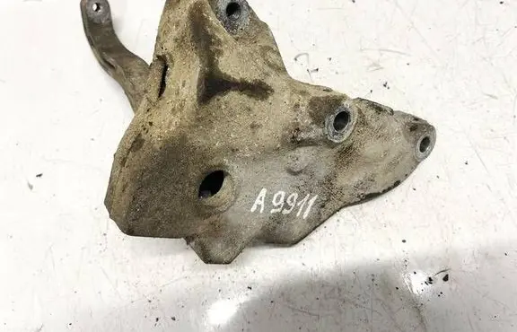 Skoda Octavia Mk2 (1Z) Engine mounting bracket 1k0199117bm