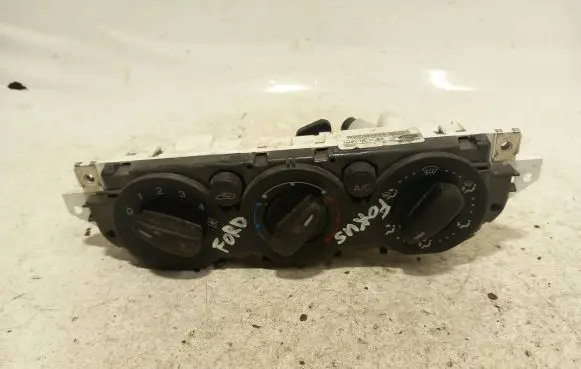 Ford Focus Climate control unit 69607003