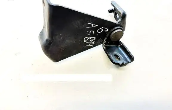 Toyota Corolla E120 E130 Tailgate/trunk/boot hinge