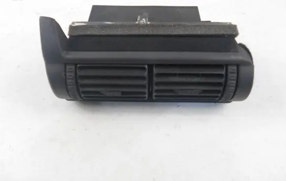 Opel Omega B1 Dash center air vent grill 090147866