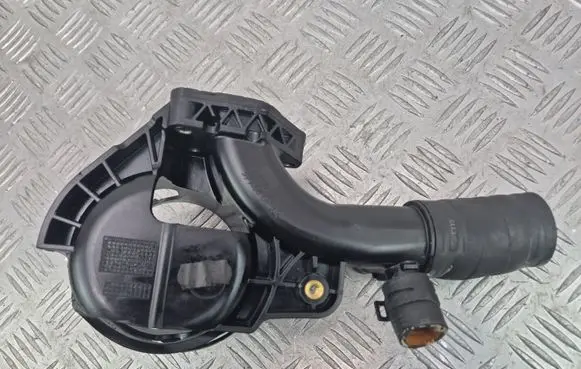 Mercedes-Benz E W212 Fuel filter bracket/mount holder A6512003700