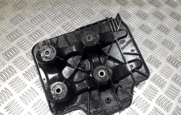Battery box tray