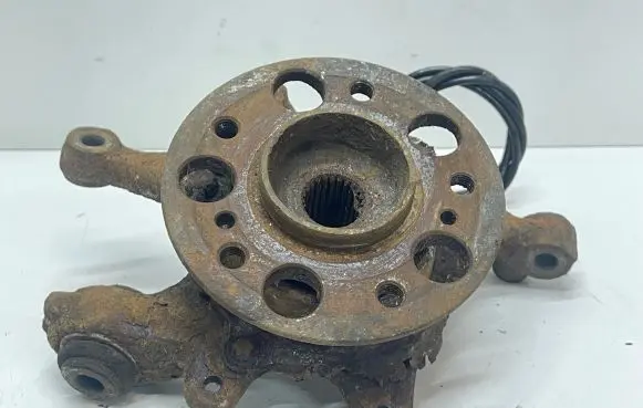Mercedes-Benz C W203 Rear wheel hub
