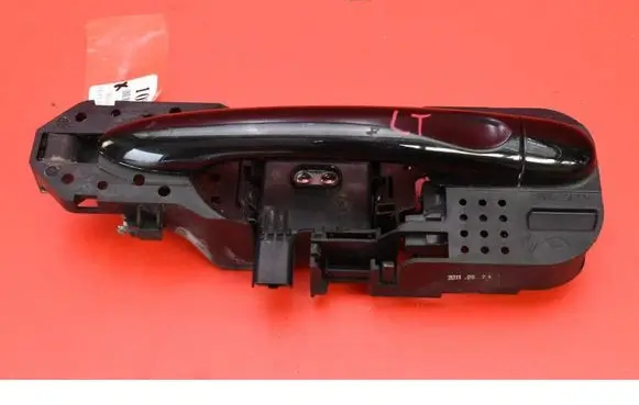 Renault Latitude (L70) Rear door exterior handle 806070069R