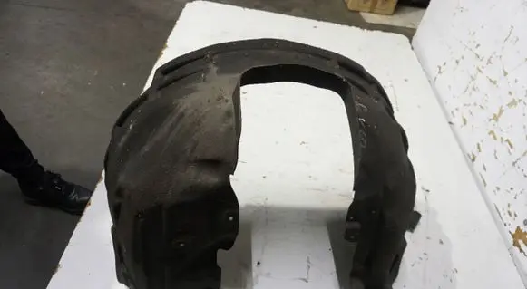Chevrolet Express Front wheel arch liner splash guards