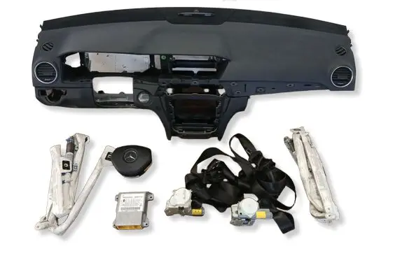 Mercedes-Benz C W204 Dashboard 1861044