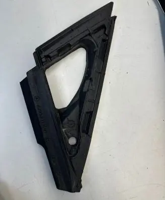 Mercedes-Benz C W205 Other front door trim element A2058111600